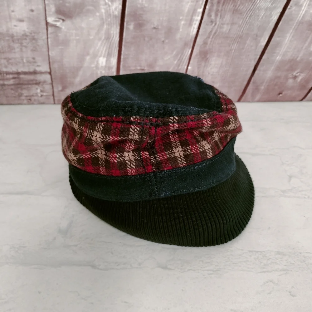 Daniel Cremieux Black Polyester Wool Blend Cap